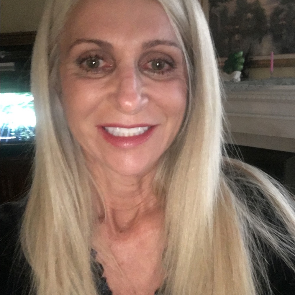 Meet your Posher, Marianna